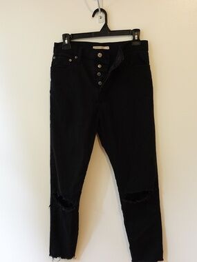 Levi's Wedgie Skinny Black Ripped Jeans - Size 29